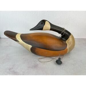 Big Sky Carvers‎ Wooden Canadian Goose Hand-carved by Linda Williams/ 16” long